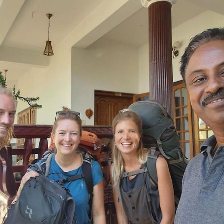 Pkn Homestay Kumily Thekkady Esterno foto