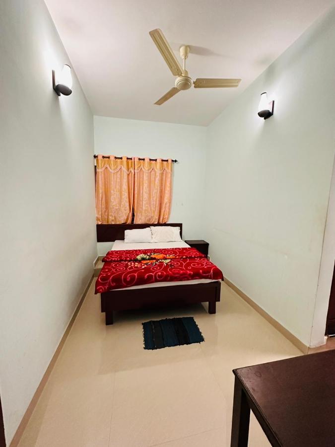 Pkn Homestay Kumily Thekkady Esterno foto