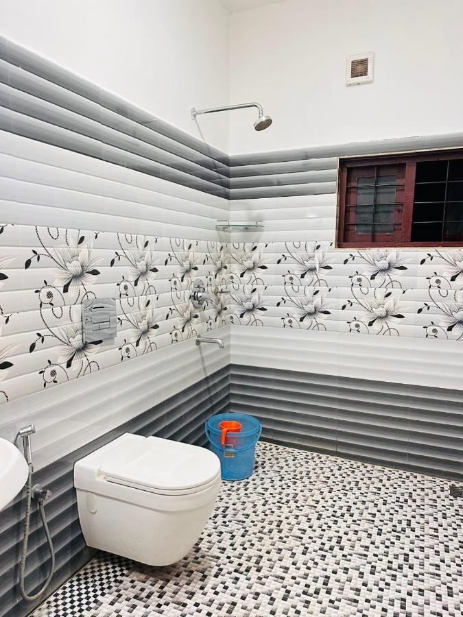 Pkn Homestay Kumily Thekkady Esterno foto